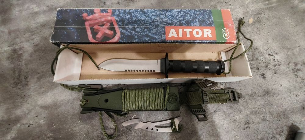 Cutit Aitor King of the jungle 2