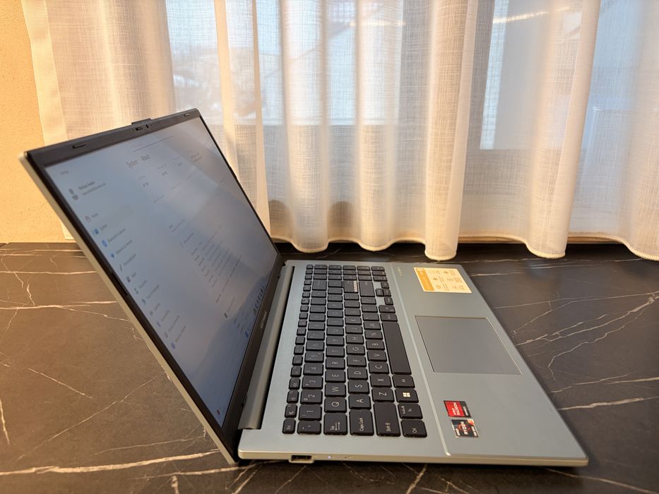 Laptop ASUS Vivobook Go 15