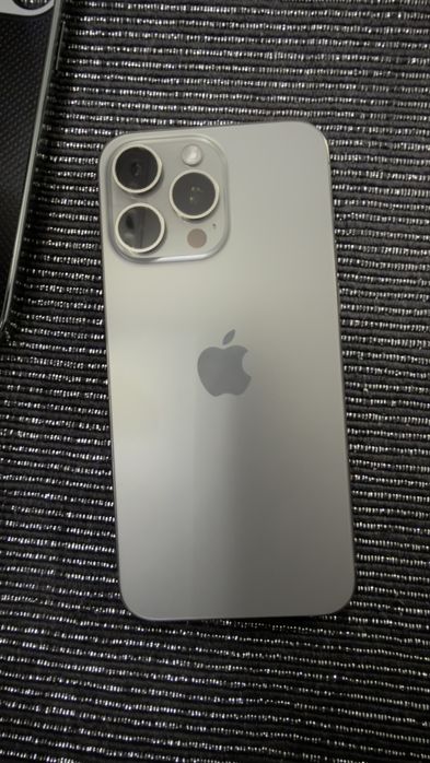 iPhone 15 pro max 256 GB