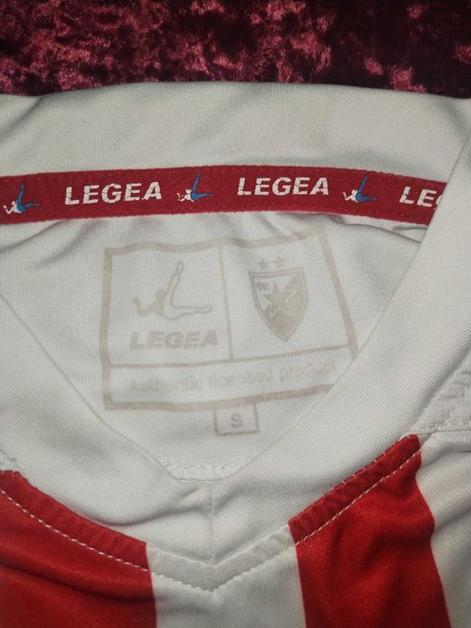 Тениска на Цървена Звезда S размер