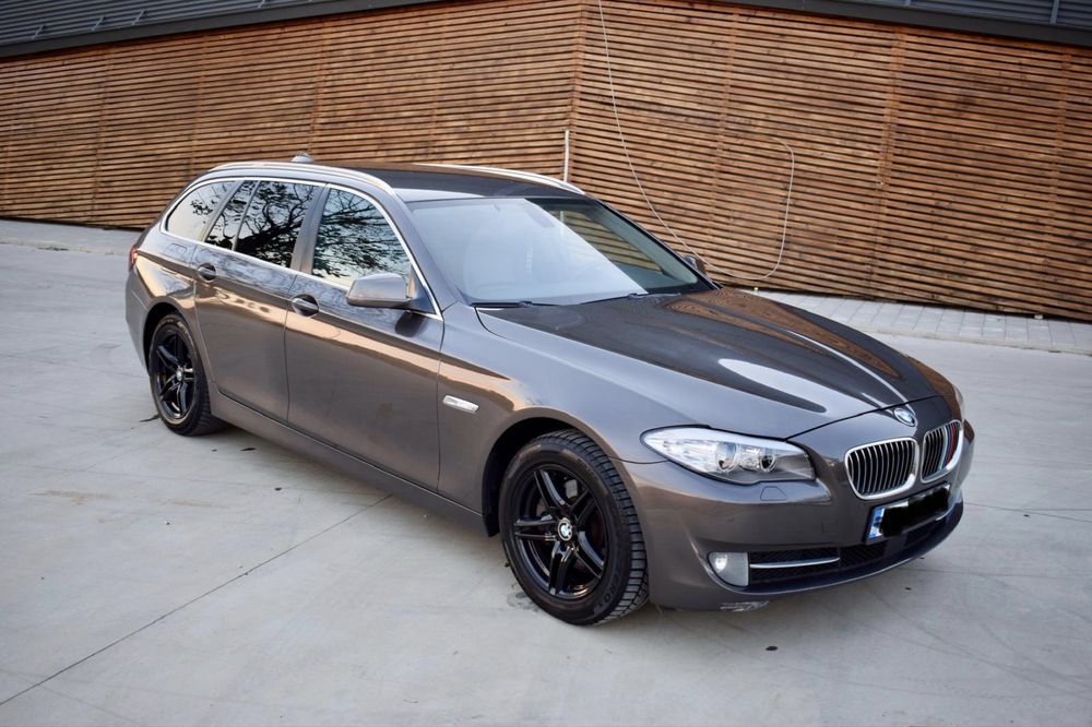 BMW 5 Series 2011 — imagine 2