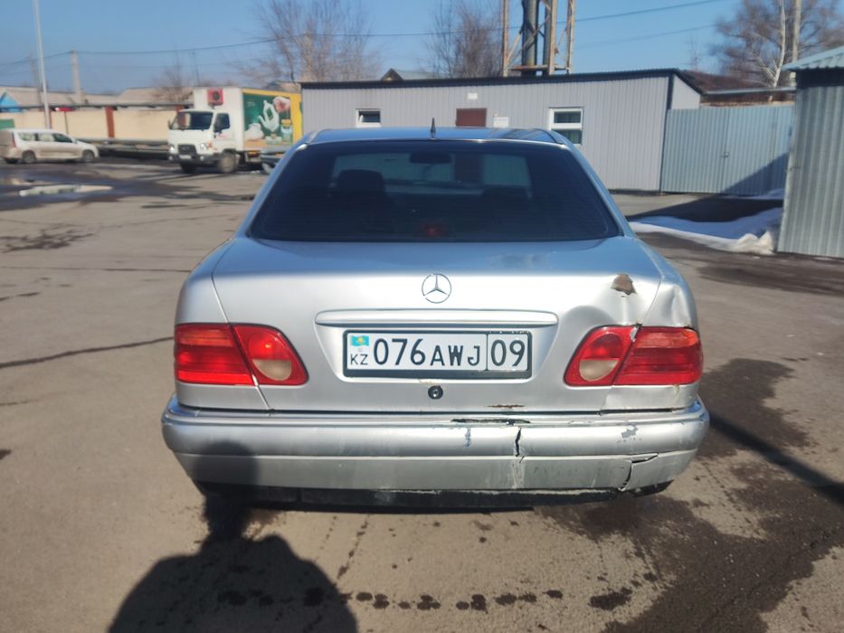 Продам Мерседес w210