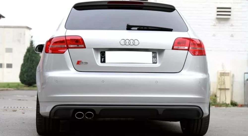 Difuzor bara spate Audi A3 8P Sportback Rs3 S3 S-line
