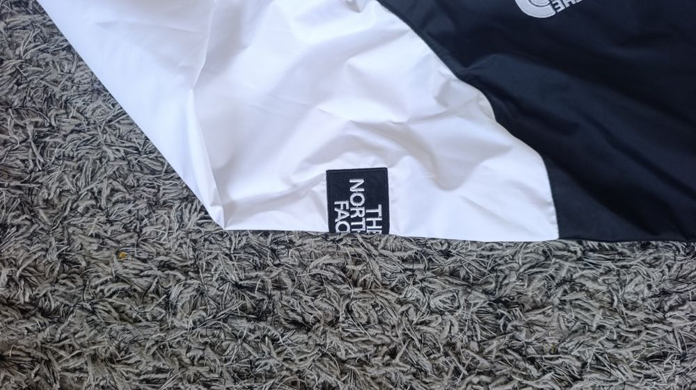The North Face ново яке тип ветровка 2хл