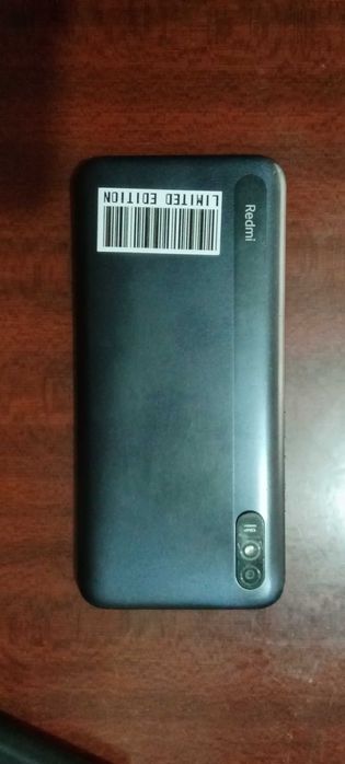 Redmi 9A faqat ekrani singan oʻzi ideal ishlidi