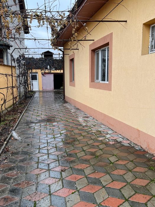 Casa de vanzare in Slatina pe strada Vlad Tepes
