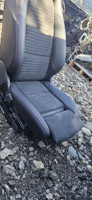 Седалки за Mercedes CLA W117