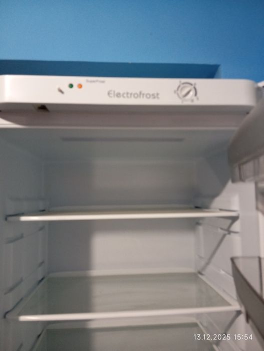 Продам холодильник в отличном состоянии