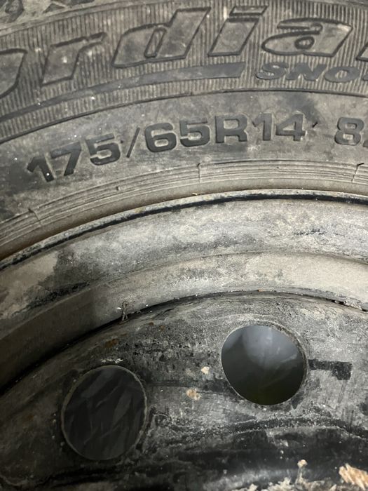 Диск с резиной на 14