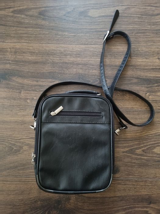 Мъжка чанта за рамо - Art