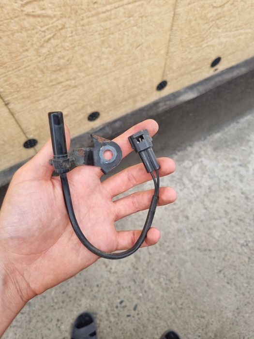 Продам задний бампер субару аутбек BP