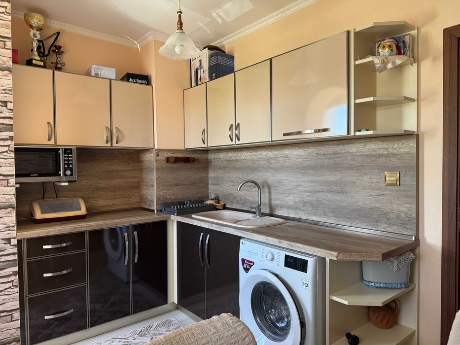 Продава се Двустаен апартамент в Търговище, Боровец - 68 кв.м за 1410 €/кв.м - Снимка #3