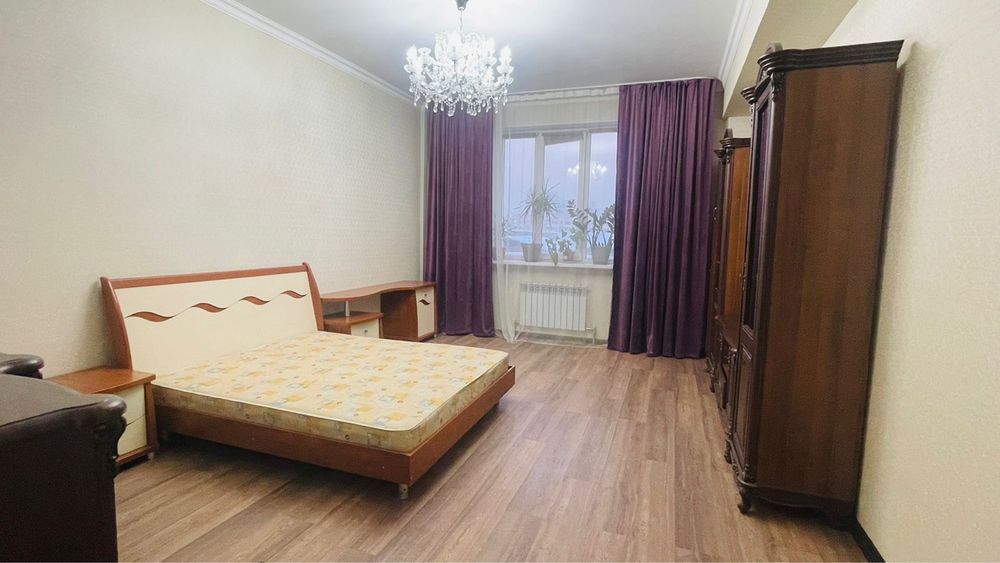 Комплект мебели для спальни срочно