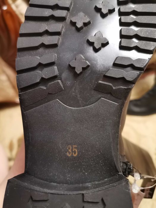 Продам зимние сапоги