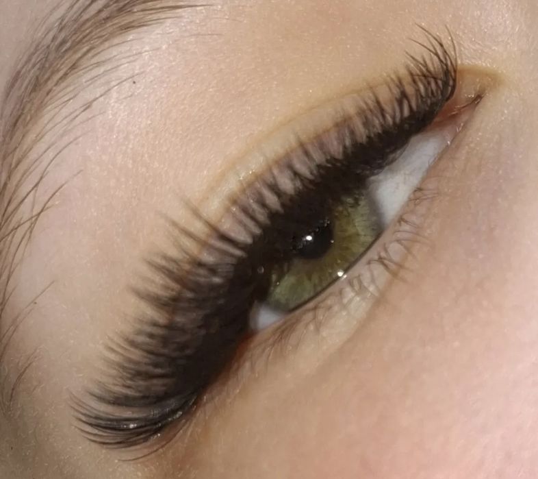 Наращивания ресниц