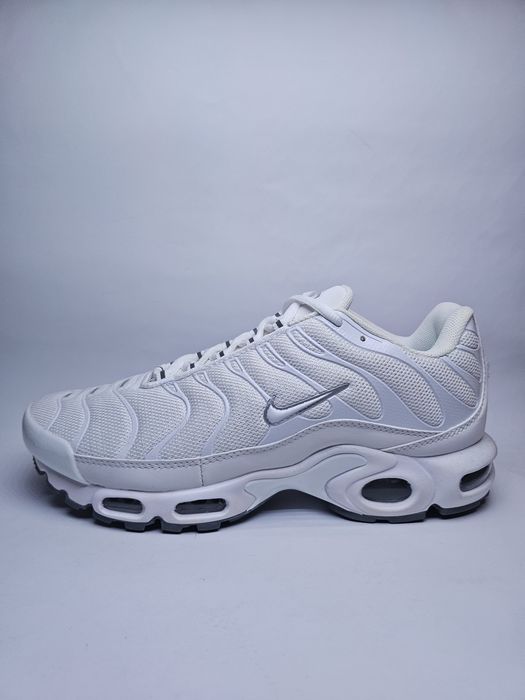 Nike TN albi mărimea 44