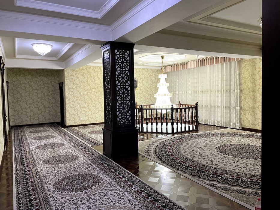 Uy sotiladi 8 sotix olmazor tumani chuqursoy