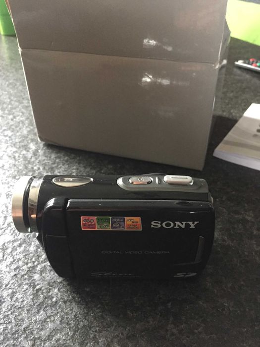 видео камера новая сони