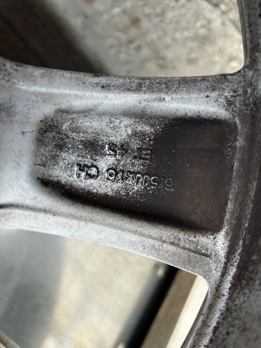 Джанти с гуми 5х114.3 16цола