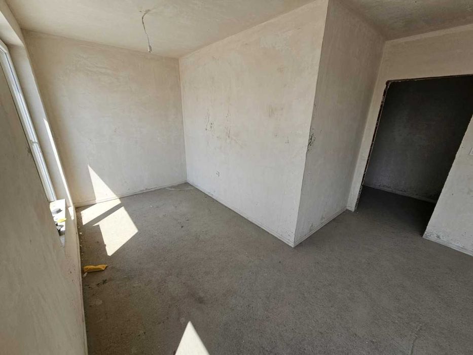 Продава се Тристаен апартамент в Пловдив, Южен - 172 кв.м за 756 €/кв.м - Снимка #8