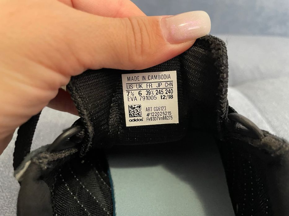 Incaltaminte ADIDAS nr 39,5