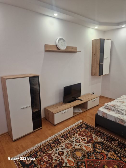 Închiriez apartament cu o cameră