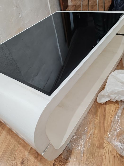 Журнальный столик