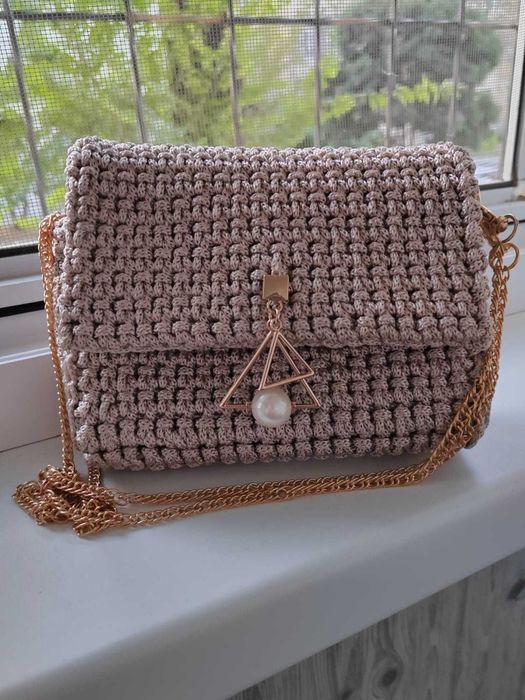Вязанная женская сумка