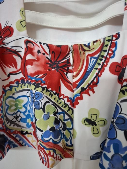 Продаются 3 шикарных платья