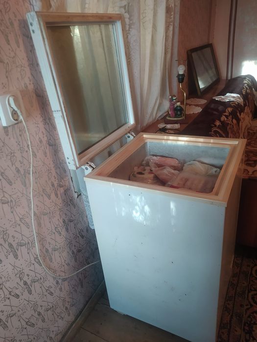Vand congelator si frigider 400 lei fiecare