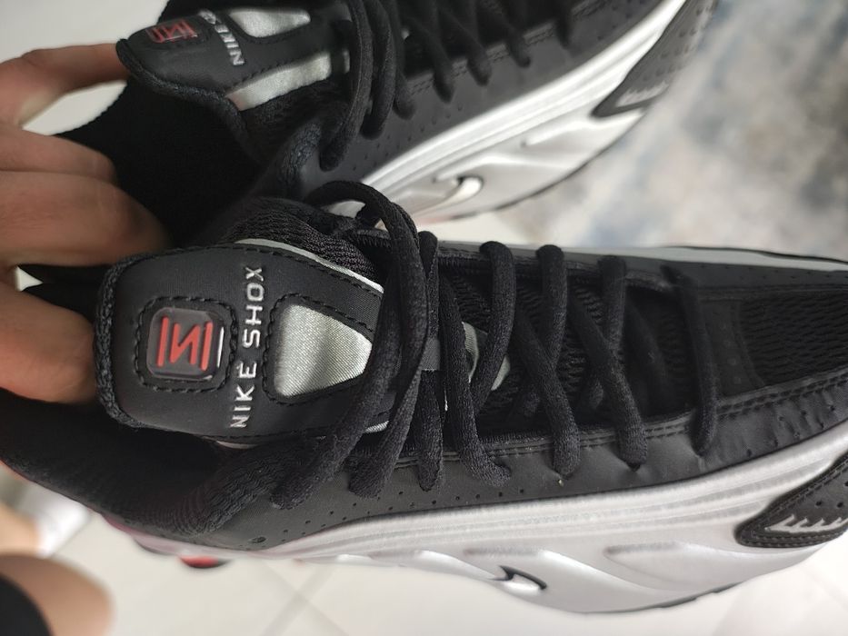 Nike Shox R4 Black