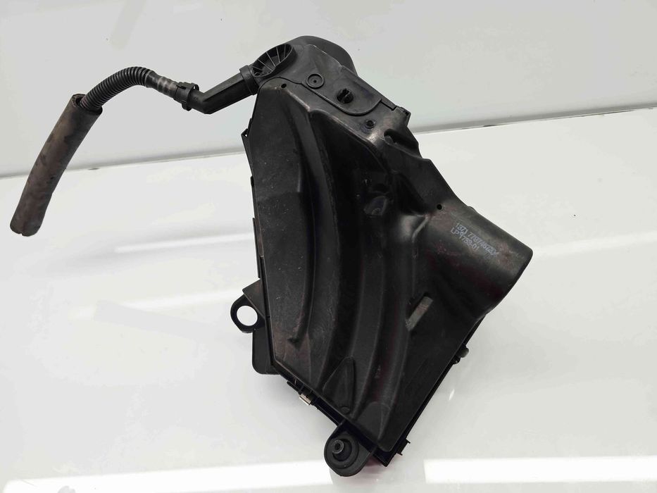 Carcasa filtru aer Bmw 1 (E81, E87) [Fabr 2004-2010] 7797467 2.0 N47D