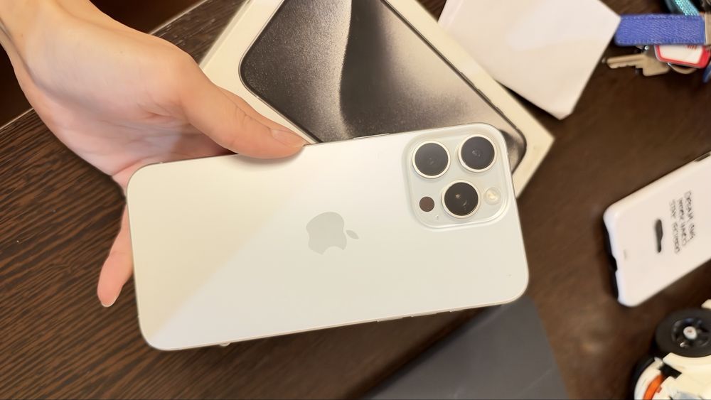 Продам Iphone 15 pro max 1tb