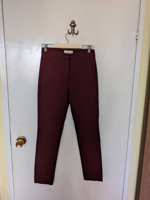 Панталон Mango в цвят бордо
