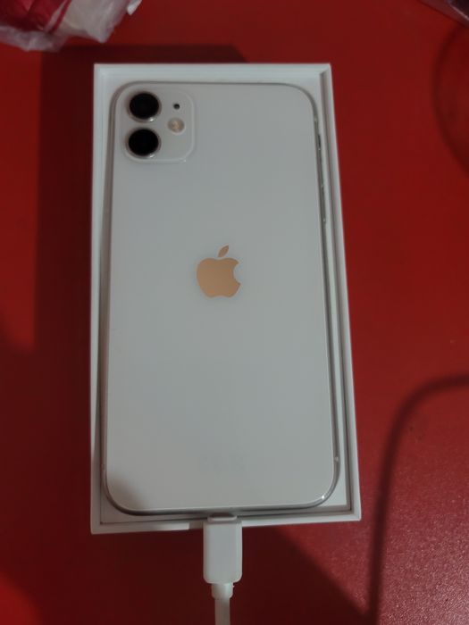 Iphone 11 sotiladi