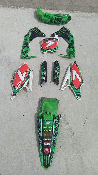 Втора употреба.Пластмаси за кросов мотор Kawasaki-KHF-250.2017 г.