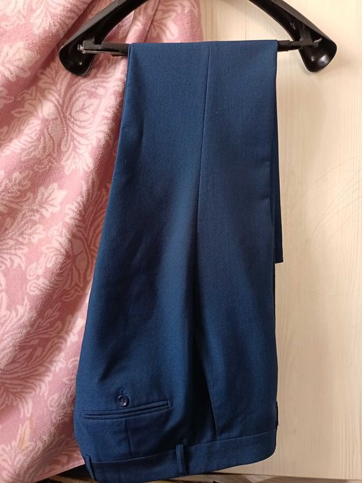 Мужской костюм синий