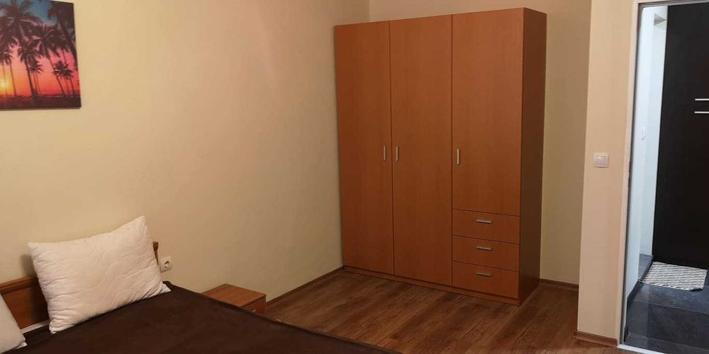 Дава се под наем Двустаен апартамент в Бургас, Възраждане - 60 кв.м за 225 € - Снимка #1