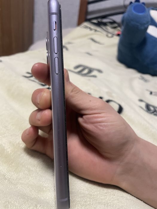 Iphone11 / 128 гб