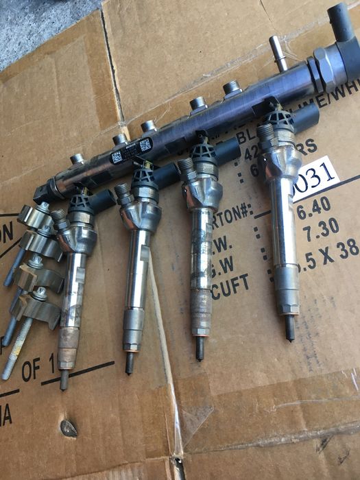 Injectoare Avensis,Auris,BMW ,MiniCooper. 1.6D. 0445110 599