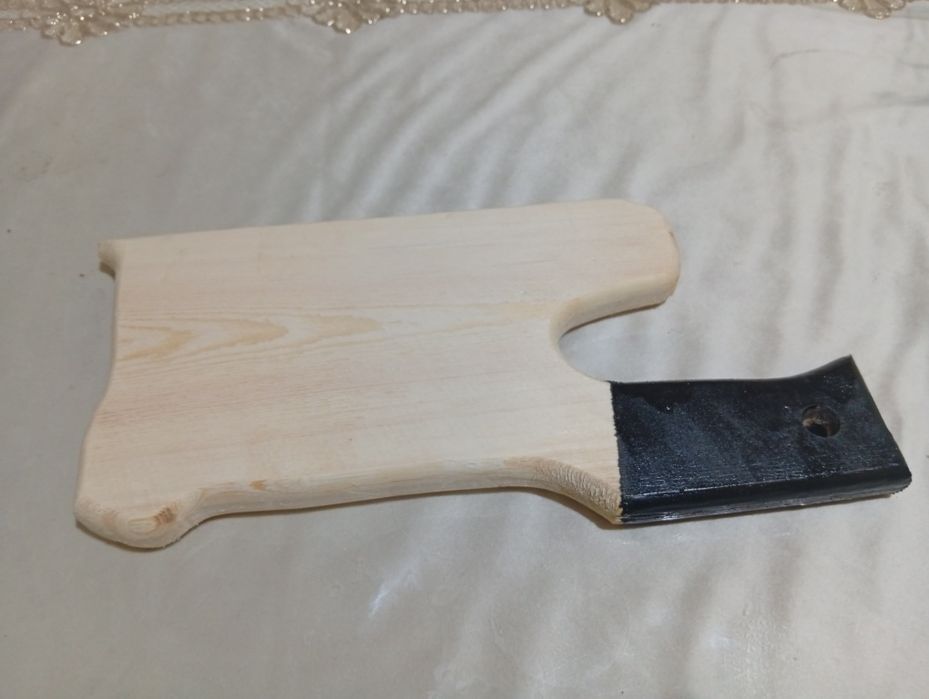 Noodatiy taxtacha sabzavot to'rg'gich