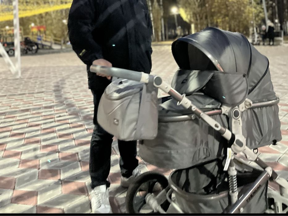 Продам коляску в отличном состоянии