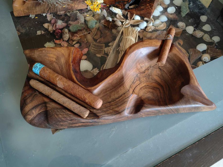 Пепелник за пури арт