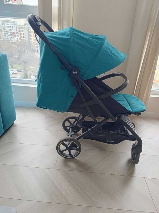Лятна количка Cybex EESY S – компактна и удобна