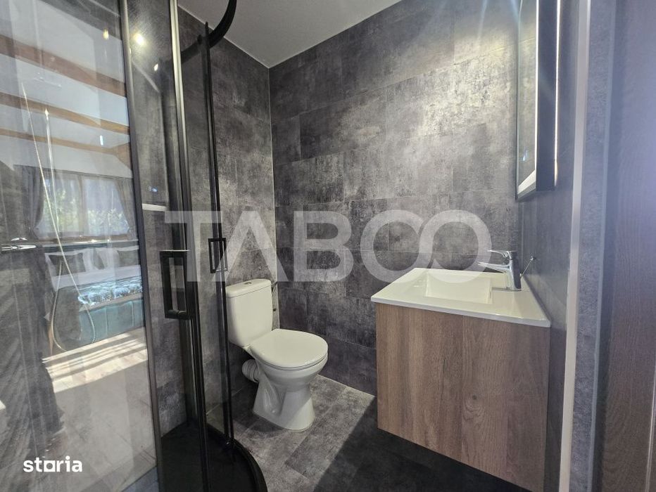 Casa de vacanta noua de vanzare 278 mp curte 855mp Valea Avrigului