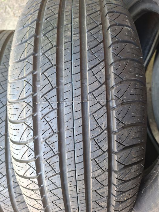 Продам шины 225/55/18 Китай