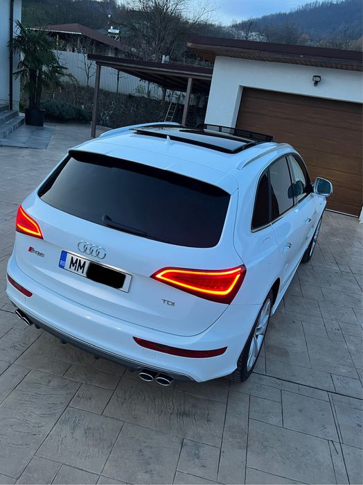 Audi SQ5 BiTDI 326cp