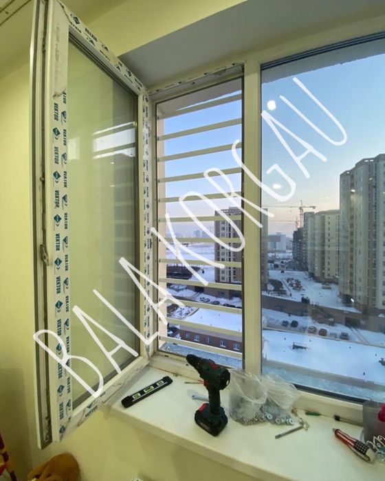 Прозрачные решетки от выпадения