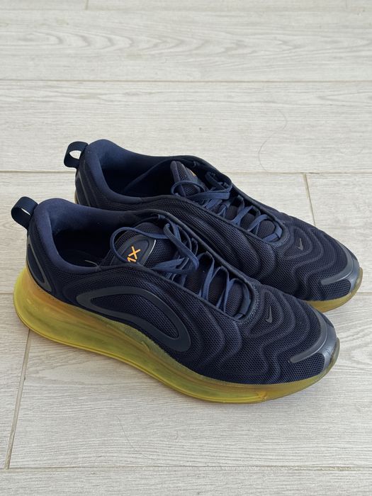 Nike Air Max 720 (marimea 45)