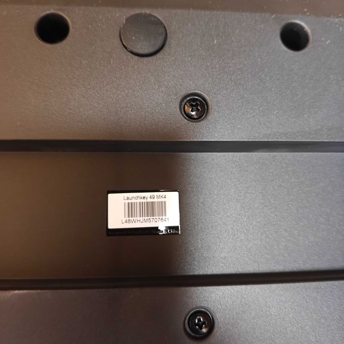 Clapa MIDI Launchkey 49 MK4, NOUA cu Garantie